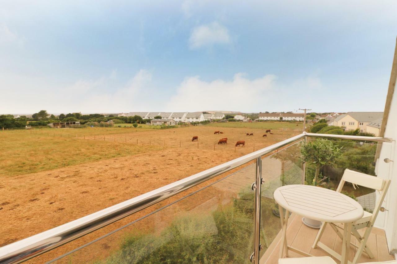 Modern Holiday Home Central St Merryn Saint Merryn Exterior foto